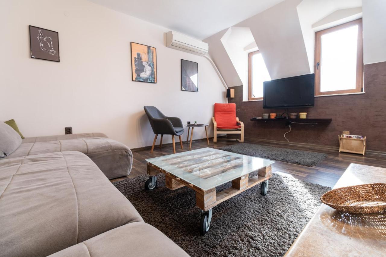Penthouse Tepeto Apartment Plovdiv Exterior photo